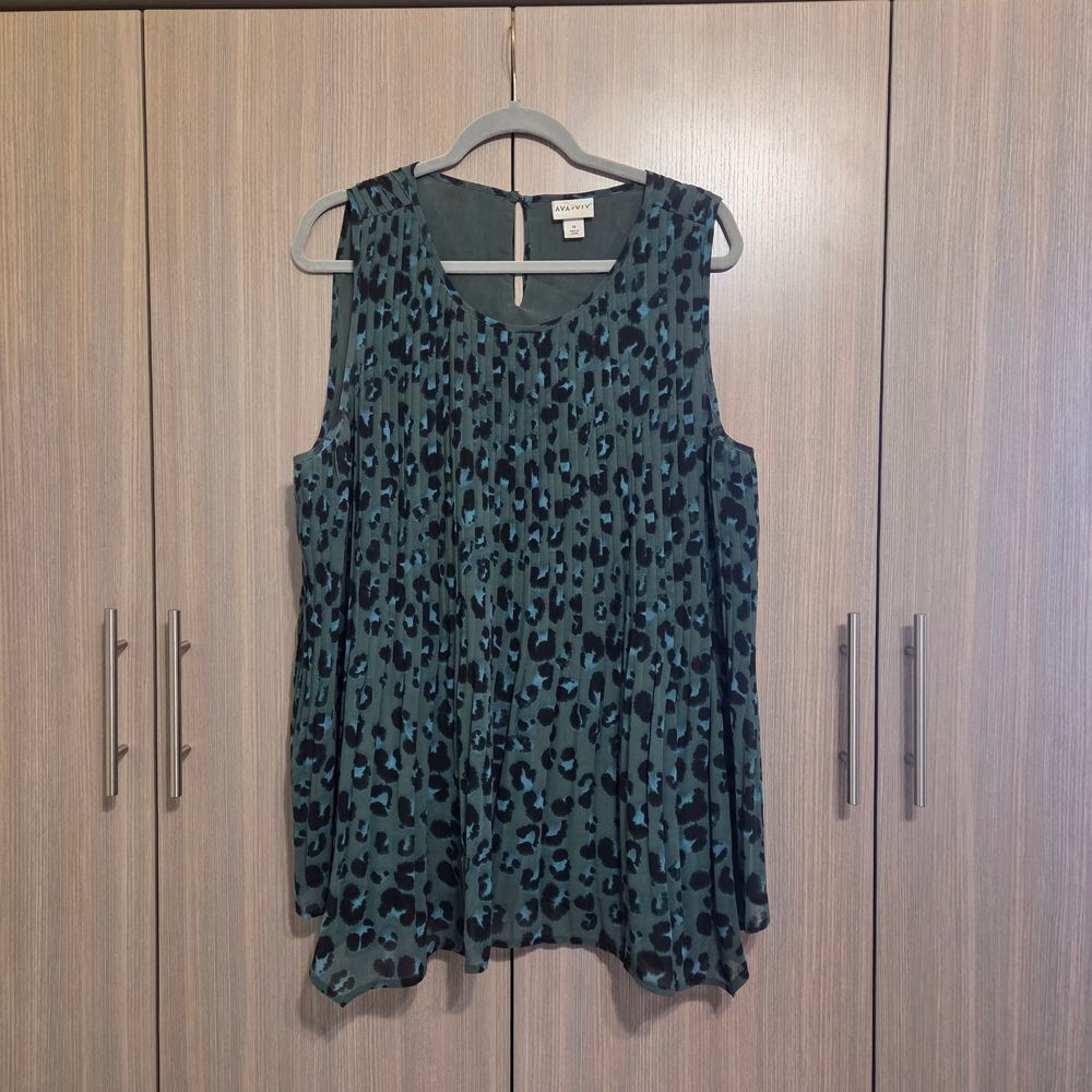 Green Leopard Print Sleeveless Top